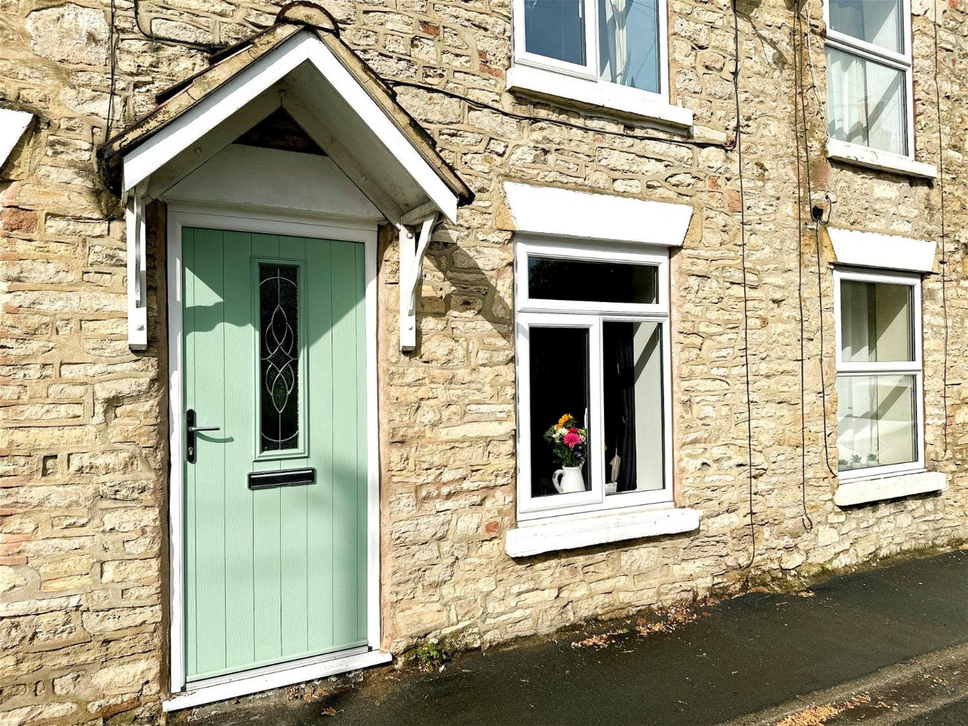 Country Cottage With Church View And Fireplace Near Leeds & York 외부 사진
